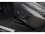 Volvo XC60 2.0 T8 Plug-in hybrid AWD Plus Black Edition Facelift | Zwenkbare trekhaak | Panoramadak | Adaptieve cruise | Harman Kardon | Blis | Memory |