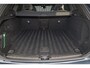 Volvo XC60 2.0 T8 Plug-in hybrid AWD Plus Black Edition Facelift | Zwenkbare trekhaak | Panoramadak | Adaptieve cruise | Harman Kardon | Blis | Memory |