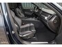 Volvo XC60 2.0 T8 Plug-in hybrid AWD Plus Black Edition Facelift | Zwenkbare trekhaak | Panoramadak | Adaptieve cruise | Harman Kardon | Blis | Memory |