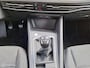 Volkswagen Golf 1.0 TSI LIFE • Dealer onderhouden • Carplay •