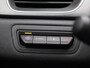 Renault Captur 1.6 E-Tech full hybrid 145 techno | Automaat | Verwarmbare Voorstoelen | Verwarmbaar Stuurwiel | Airco | Navigatie | Parkeersensoren Voor + Achter | Parkeer Camera Achter