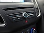 Ford Focus 1.0 Sport (NAVIGATIE, LM VELGEN, PARKEERSENSOREN, TREKHAAK, SPORTSTOELEN, CRUISE, NIEUWSTAAT)