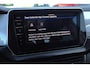 Volkswagen T-Cross 1.0 TSI Life Edition 60 maanden / 100.000km garantie, discover pro navigatie, parkeersensoren voor en achter (PDC), dodehoekdetectie (Side Assist), privacy glas, 16" 'Zurich' LMV, verwarmbare voorstoelen, climatronic, draadloos Apple Carplay & Android Auto, draadloze telefoonlader, adaptieve cruise control (ACC), multifunctioneel lederen stuurwiel, ambiente verlichting, regensensor, LED koplampen, elektrisch verstel-, verwarm- en inklapbare buitenspiegels etc.