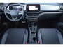 Volkswagen T-Cross 1.0 TSI Life Edition 60 maanden / 100.000km garantie, discover pro navigatie, parkeersensoren voor en achter (PDC), dodehoekdetectie (Side Assist), privacy glas, 16" 'Zurich' LMV, verwarmbare voorstoelen, climatronic, draadloos Apple Carplay & Android Auto, draadloze telefoonlader, adaptieve cruise control (ACC), multifunctioneel lederen stuurwiel, ambiente verlichting, regensensor, LED koplampen, elektrisch verstel-, verwarm- en inklapbare buitenspiegels etc.