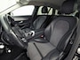 Mercedes-Benz C-klasse 180 AMG Sport Automaat (GROOT NAVI, LEDER, STOELVERWARMING, GETINT GLAS, SPORTSTOELEN, CRUISE, NIEUWE APK, NIEUWSTAAT)