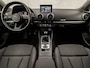 Audi A3 Sportback 1.0 TFSI Sport (APPLE CARPLAY, GROOT NAVI, CLIMATE, DYNAMISCHE KNIPPERLICHTEN, SPORTSTOELEN, CRUISE, PARKEERSENSOREN, NIEUWE APK, NIEUWSTAAT)