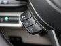 Suzuki Swift 1.2 Comfort Smart Hybrid | Achteruitrijcamera | Stoelverwarming | Adaptieve cruise control | Navigatie |
