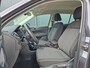 Volkswagen T-Cross 1.0 TSI Life * 8.400KM! * Afneembare Trekhaak * Stoelverwarming * Parkeersensoren