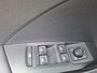 Volkswagen T-Cross 1.0 TSI Life * 8.400KM! * Afneembare Trekhaak * Stoelverwarming * Parkeersensoren