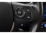 Toyota Auris 1.8 Hybrid Lease Pro | Panoramadak | Trekhaak | Navigatie | Stoelverwarming | Keyless | Parkeersensoren voor/achter | LED | Cruise Control | Clima | Camera | 16 inch | Rijstrooksensor | Bluetooth