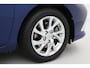 Toyota Auris 1.8 Hybrid Lease Pro | Panoramadak | Trekhaak | Navigatie | Stoelverwarming | Keyless | Parkeersensoren voor/achter | LED | Cruise Control | Clima | Camera | 16 inch | Rijstrooksensor | Bluetooth