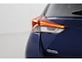 Toyota Auris 1.8 Hybrid Lease Pro | Panoramadak | Trekhaak | Navigatie | Stoelverwarming | Keyless | Parkeersensoren voor/achter | LED | Cruise Control | Clima | Camera | 16 inch | Rijstrooksensor | Bluetooth