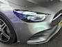 Mercedes-Benz B-klasse 180 AMG Line | Panoramadak | Elektrisch verstelbare stoelen | Stoelverwarming | 360º Camera |