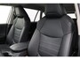Toyota RAV4 2.5 Hybrid AWD Executive | Trekhaak | Leder | Stoel-/stuurverwarming | Dodehoek detectie | Verwarmbare voorruit | Apple Carplay / Android Auto | Adaptive Cruise | Parkeersensoren voor/achter | Camera | Full LED | Keyless | 18 inch