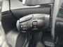 Peugeot 2008 1.2 Hybrid 136 Style | Cruise control | Climate control | Apple Carplay | Android Auto |