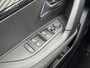 Peugeot 2008 1.2 Hybrid 136 Style | Cruise control | Climate control | Apple Carplay | Android Auto |