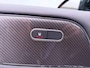 Mercedes-Benz GLB 180 AMG Line AMG Line | Night Pakket | Panorama Schuif-Kanteldak | MBUX Augmented Reality navigatie | Parkeerpakket met achteruitrijcamera | Sfeerverlichting. Inclusief 24 maanden Mercedes-Benz Certified garantie voor Europa.