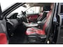 Land Rover Range Rover Evoque 2.0 Si 4WD Prestige | 241pk | Panoramdak | Meridian | Leder | 20'' | and Rover Range Rover Evoque 2.0 Si 4WD Prestige 241 PK met 2.0 viercilinder benzinemotor en 9-traps automatische transmissie, voorzien van een groot panoramadak, luxe lederen bekleding, prem