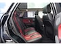 Land Rover Range Rover Evoque 2.0 Si 4WD Prestige | 241pk | Panoramdak | Meridian | Leder | 20'' | and Rover Range Rover Evoque 2.0 Si 4WD Prestige 241 PK met 2.0 viercilinder benzinemotor en 9-traps automatische transmissie, voorzien van een groot panoramadak, luxe lederen bekleding, prem