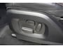 Land Rover Range Rover Evoque 2.0 Si 4WD Prestige | 241pk | Panoramdak | Meridian | Leder | 20'' | and Rover Range Rover Evoque 2.0 Si 4WD Prestige 241 PK met 2.0 viercilinder benzinemotor en 9-traps automatische transmissie, voorzien van een groot panoramadak, luxe lederen bekleding, prem
