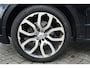 Land Rover Range Rover Evoque 2.0 Si 4WD Prestige | 241pk | Panoramdak | Meridian | Leder | 20'' | and Rover Range Rover Evoque 2.0 Si 4WD Prestige 241 PK met 2.0 viercilinder benzinemotor en 9-traps automatische transmissie, voorzien van een groot panoramadak, luxe lederen bekleding, prem