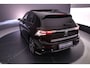 Volkswagen Golf 1.5 eHybrid GTE 272pk DSG Automaat, Trekhaak, Panoramadak, 360 camera, Stoelverwarming, Stuurverwarming, Parkeersensoren, Dodehoeksensoren, Navigatie, App-connect