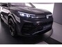 Volkswagen Tiguan 1.5 eHybrid R-Line Edition 272pk DSG Automaat, Trekhaak, Panoramadak, Lederen bekleding, Harman Kardon, 360 camera, Stoelverwarming, Stuurverwarming, Navigatie, App-connect, Matrix LED-koplampen