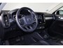 Volvo XC40 T4 Momentum - Parkeercamera achter - Parkeersensoren voor & achter - Cruise control - Inklapbare trekhaak - 18' LMV