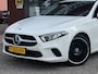 Mercedes-Benz A-klasse 200 Premium // FULL LED // MEMORY SEAT + STOELVERWARMING // PDC V+A // SFEERVERLICHTING // NAVI // CLIMA