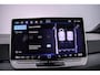 Volkswagen ID.3 Pro Limited Edition 59 kWh 204pk Automaat, Steunhaak, Adaptive cruise control, Stoelverwarming, Stuurverwarming, Panoramadak, Matrix LED koplampen, Achteruitrijcamera, Parkeersensoren, Navigatie, App-connect