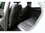 Land Rover Range Rover Evoque 1.5 P300e AWD R-Dynamic SE | SoH 91,5% | Navigatie | Carplay | Trekhaak | Lm velgen