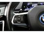 BMW X1 xDrive30e M-Sport | 1e Eigenaar! | SOH 95% | Open Dak | Trekhaak | Sfeerverlichting | harman/Kardon | LED | Memory | HUD | 360 Camera | Cruise | 20 '' Lichtmetalen Velgen