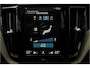 Volvo XC60 2.0 T8 Twin Engine AWD Inscription Pano CarPlay Camera 360° Trekhaak 20"
