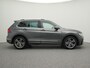Volkswagen Tiguan 1.5 TSI 131 PK Comfortline Business R | Afneembare Trekhaak | Elek. Kofferklep | Digital Dashboard | Climate Control | 19" | Volledig Dealeronderhouden |