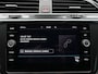 Volkswagen Tiguan 1.5 TSI 131 PK Comfortline Business R | Afneembare Trekhaak | Elek. Kofferklep | Digital Dashboard | Climate Control | 19" | Volledig Dealeronderhouden |