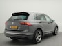 Volkswagen Tiguan 1.5 TSI 131 PK Comfortline Business R | Afneembare Trekhaak | Elek. Kofferklep | Digital Dashboard | Climate Control | 19" | Volledig Dealeronderhouden |