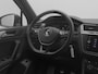 Volkswagen Tiguan 1.5 TSI 131 PK Comfortline Business R | Afneembare Trekhaak | Elek. Kofferklep | Digital Dashboard | Climate Control | 19" | Volledig Dealeronderhouden |