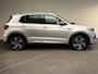 Volkswagen T-Cross 1.0 TSI R-Line | Stoelverwarming | Parkeersensoren | Adaptive Cruise Control | Climate Control |