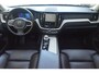 Volvo XC60 T6 Hybride AWD Plus Bright LONG RANGE | Luchtvering | Head-up Display | Stoel + Stuur verwarmd | Camera |