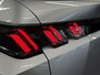 Peugeot 5008 1.2 Hybrid 136pk Allure Automaat Navigatie Cruise control Climate control LED Voorstoelen verwarmd Parkeersensoren Camera Apple Carplay/ Android Auto Radio