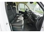 Peugeot Boxer 2.2 BlueHDi 140 L3H2 3.5t in Nieuwstaat |Mooie camperbasis met BPM voordeel |Automaat |Full-LED koplampen |Camera |Cruise |Navi |2e airbag |Leder stuur |Digitaal dashboard