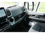Peugeot Boxer 2.2 BlueHDi 140 L3H2 3.5t in Nieuwstaat |Mooie camperbasis met BPM voordeel |Automaat |Full-LED koplampen |Camera |Cruise |Navi |2e airbag |Leder stuur |Digitaal dashboard