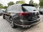 Volkswagen Passat Variant 2.0 TSI R-Line Business + | Trekhaak | Stoelverwarming | Adaptive Cruise | Pano | Camera | Memory | LED