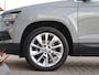 Skoda Karoq 1.0 TSI 110 pk Clever | Navigatie | SmartLink | Stoelverwarming | Cruise Control | LED | PDC | Achterbank Verwarming |