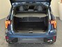 Lynk & Co 01 1.5 6.6 KW MY 2023 ZWARTE HEMEL PANORAMADAK 360 CAMERA ADAPTIVE CRUISE CONTROL SCHUIF/KANTELDAK APPLE CARPLAY/ANDROID RIJSTROOKSENSOREN ZEER MOOI !!