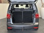 Volkswagen Touran 1.4 TSI HIGHLINE 7 PERSOONS AUTOMAAT NAVIGATIE CRUISE CONTROL BLUETOOTH TELEFOON MEDIA VOORBEREIDING TREKHAAK 17"LICHTMETALEN VELGEN PDC ZEER MOOI !!
