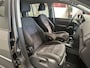 Volkswagen Touran 1.4 TSI HIGHLINE 7 PERSOONS AUTOMAAT NAVIGATIE CRUISE CONTROL BLUETOOTH TELEFOON MEDIA VOORBEREIDING TREKHAAK 17"LICHTMETALEN VELGEN PDC ZEER MOOI !!
