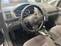 Volkswagen Touran 1.4 TSI HIGHLINE 7 PERSOONS AUTOMAAT NAVIGATIE CRUISE CONTROL BLUETOOTH TELEFOON MEDIA VOORBEREIDING TREKHAAK 17"LICHTMETALEN VELGEN PDC ZEER MOOI !!