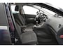 Peugeot 5008 1.2 PureTech Blue L 7p. Dealer onderh + distr verv Trekh Pano
