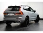 Volvo XC60 T6 Plus dark black edition 2026 Luchtvering | Head up Display | Panoramadak | Achterbank verwarmd | Apple Carplay/Android Auto|telefoonintegratie premium | Audio installatie premium